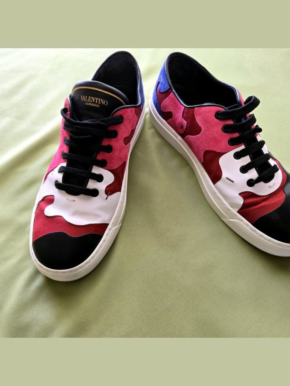Valentino Garavani Camo Suede Low Top Sneakers EU 44.5
